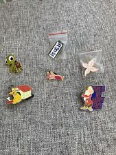 LOT OF 5 DISNEY PINS picture