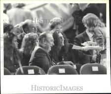 1995 Press Photo Former New York Governor Hugh Carey with Howard Stern in Albany picture