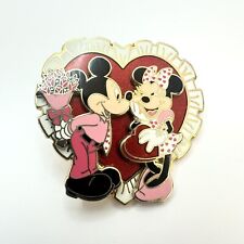 Disney Pin 43908 VALENTINE'S DAY GIFT EXCHANGE Mickey & Minnie Mouse 2006 LOVE picture