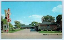 PARIS, Kentucky KY ~ Roadside R & S MOTEL c1960s Bourbon County  Postcard picture