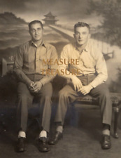 C.1940 WW2 TSINGTAO QINGDAO 青岛 CHINA TWO WESTERNERS SOLDIERS ? STUDIO PHOTO F7 picture