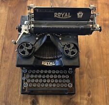 Antique Royal 10 Black Metal Typewriter C. 1920’sBlack Glass Side Panels READ picture