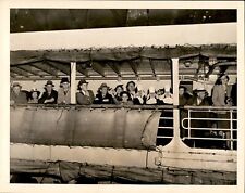 LG63 1939 Original Photo LINER WASHINGTON ARRIVES IN NEW YORK FLEEING WAR EUROPE picture
