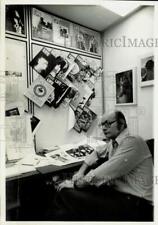 1972 Press Photo Life Magazine art director Robert Clive working in layout room picture