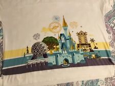 Walt Disney World Parks Icon White Castle Fireworks Short Sleeve Top Size 2X picture