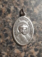Vintage St Thomas Moore Pray For Us Medal picture