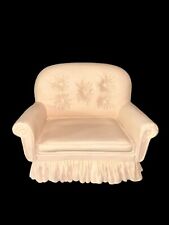 Jan Hagara Grandma's Chair Ivory Ceramic Ruffle 1990 Vintage Dollhouse Furniture picture