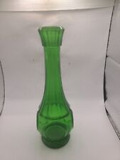 Vintage wheaton emerald green coin bullseye glass vase. 9 in H. Vintage picture