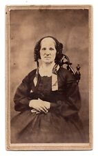 ANTIQUE CDV CIRCA 1860s M.E. MORRIS OLD LADY IN BLACK DRESS & BONNET CARTHAGE NY picture