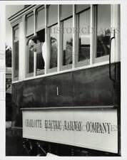 1989 Press Photo UNCC history professor Dan Morrill in old Charlotte trolley picture
