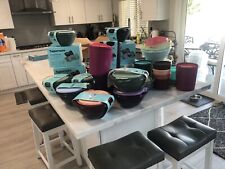 New Tupperware Set picture