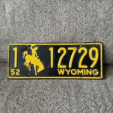 All Original 1952 Wyoming License Plate Beautiful Plate & Colors Good Condition picture