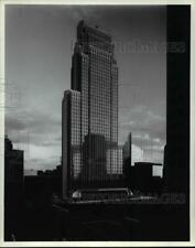 1990 Press Photo Northwest Center Tower, Minneapolis, Minesotta - cvb19662 picture