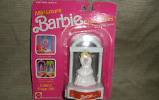 NEW 1989 VINTAGE by MATTEL BARBIE MINIATURE HAPPY HOLIDAYS COLLECTIBLES NO. 7478 picture