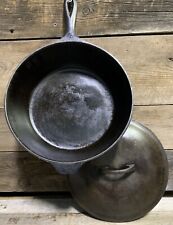 Vintage Cast Iron, No. 8 Chicken Frying Pan with Lid, 10 1/4