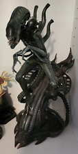 Alien Warrior Statue - Sideshow Toys - Limited Edition picture