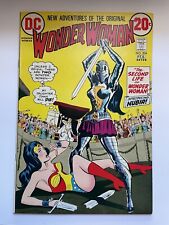 Wonder Woman #204 1st App of Nubia & Return Classic Costume DC Comics HIGH GRADE picture