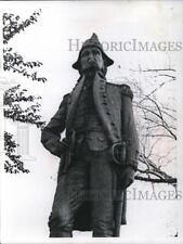 1965 Press Photo Statue of Capt. Edward Paine picture