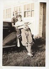 ANTIQUE SNAPSHOT Vintage SMALL FOUND FAMILY PHOTO Black+White ORIGINAL 311 52 H picture