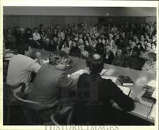 1989 Press Photo Attendees and Chairmen at Geddes Town Hall Public Hearing picture