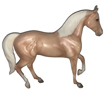 Breyer #917 Classics Freedom Collection Palomino Morgan in Mariah Mold Horse picture