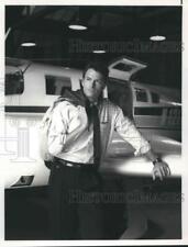 1990 Press Photo Actor Timothy Daly Plays a Pilot in Comedy 