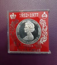 1977 Queen Elizabeth II Silver Jubilee Souvenir Medal Original Case. V.G.C. picture