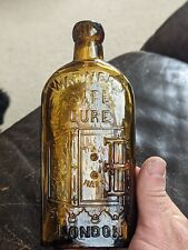 ***AWESOME*** 2 Toned Yellow Amber Half Pint Warner's Safe Cure London Bottle picture
