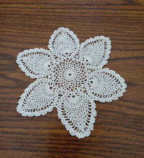 Vtg Handmade Crocheted Ecru Star Shaped Doily Pineapple Pattern 7