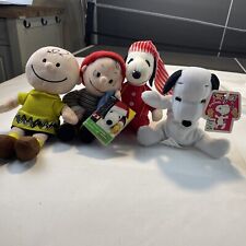 Lot Of 4 Peanuts Plush - 2 Snoopy / Linus / Charlie Brown picture