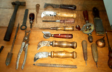 LOT OF 21 ANTIQUE/VINTAGE SMALL MISCELLANEOUS BARN/FARM TOOLS & WHAT-NOTS picture