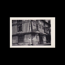 Old Vintage Photo WOMEN STANDING OUTSIDE CROOKED HOUSE, STRATFORD UPON AVON picture