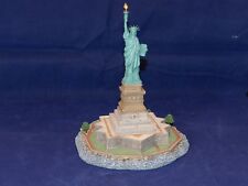 Harbour Lights - Liberty Enlightening the World 2000  #627 Numbered Piece #1122 picture