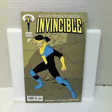 Invincible #1 Facsimile Edition / Robert Kirkman / reprints first appearance picture