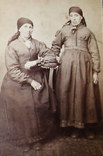 ANTIQUE CDV PHOTO OF 2 WOMEN IN ETHNIC OUTFITS WALDSASSEN & FRANZENSBAD GERMANY picture
