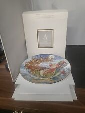 Vtg 1993 Avon  Collectible Christmas Plate Special Christmas Delivery  picture