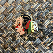 VINTAGE NHL HOCKEY BLACKHAWKS CLASSIC TEAM LOGO COLLECTIBLE PIN RARE picture