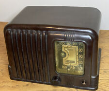 1939 RCA Victor Model 45-X-11 AM Tube Radio Walnut Brown Bakelite picture