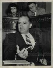 1954 Press Photo Sen. Joseph R. McCarthy shown at press conference - nee21723 picture