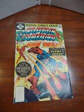 Captain America #216 (Marvel, 1977) Versus the Human Torch Fine picture