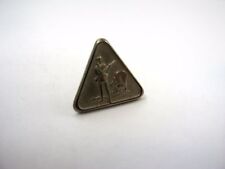 Vintage Collectible Pin: Conestoga Covered Wagon Rifleman Design Nice Quality  picture