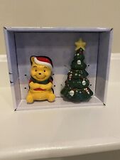 NIB Disney Winnie The Pooh Christmas Tree Ceramic Salt & Pepper Shaker Holiday picture
