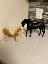 Breyer Traditional Misty of Chincoteague Palemino Pinto Pony Black Foundation picture