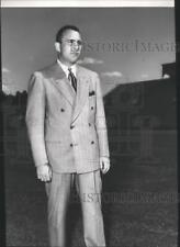 1952 Press Photo Dan Stavely, freshman coach, Washington State - sps12496 picture