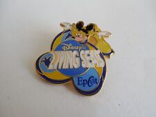 2000 Epcot The Living Seas Scuba Diver Mickey Souvenir Pin Walt Disney World 524 picture