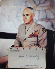 General Omar Nelson Bradley World War II Army Commander Signed Autograph picture