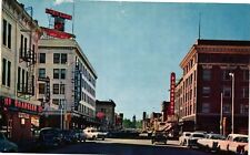 VTG Postcard- C8158. CHEYENNE'S CAPITOL AVENUE LOOKING NORTH, BE. Unused 1960 picture