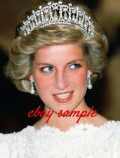 HRH PRINCESS DIANA COLOR CLOSE UP PHOTO - Wearing the Lover's Knot Tiara picture