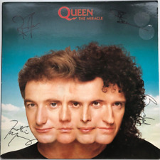 Queen ~ Rare full band signed record sleeve ~ The Miracle picture