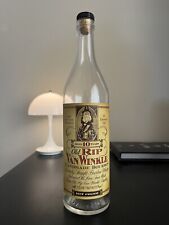 Pappy Van Winkle / Old Rip Van Winkle 10 Year Old (empty bottle) Chipped lip picture